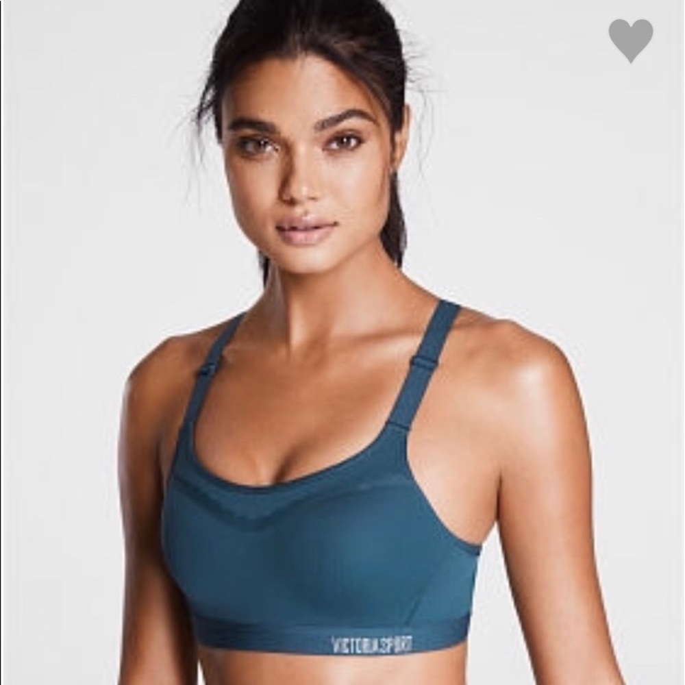 New Victoria Secret 32D Lightweight Max Sport Bra
